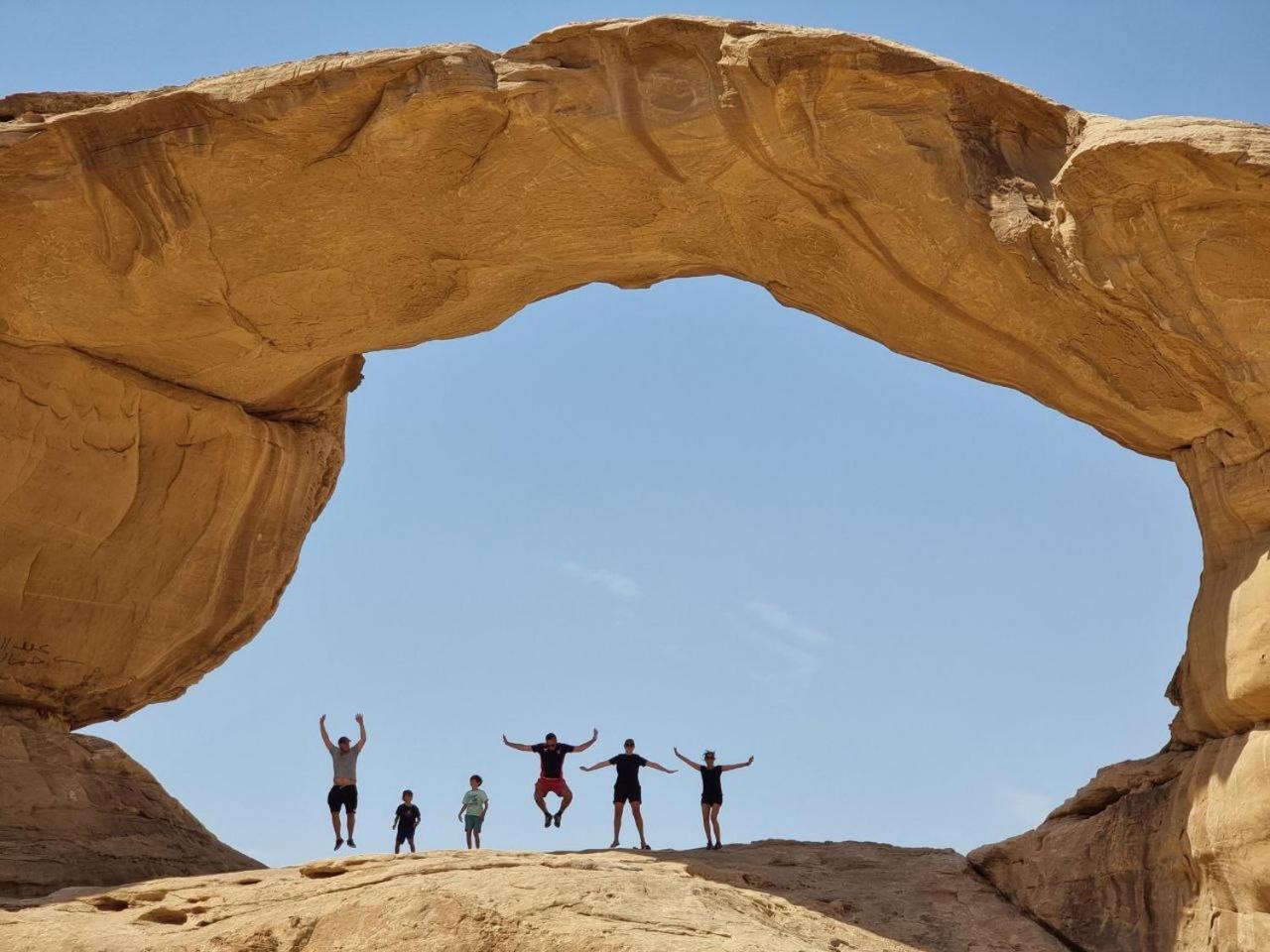 Wadi Rum Oscar Camp 외부 사진