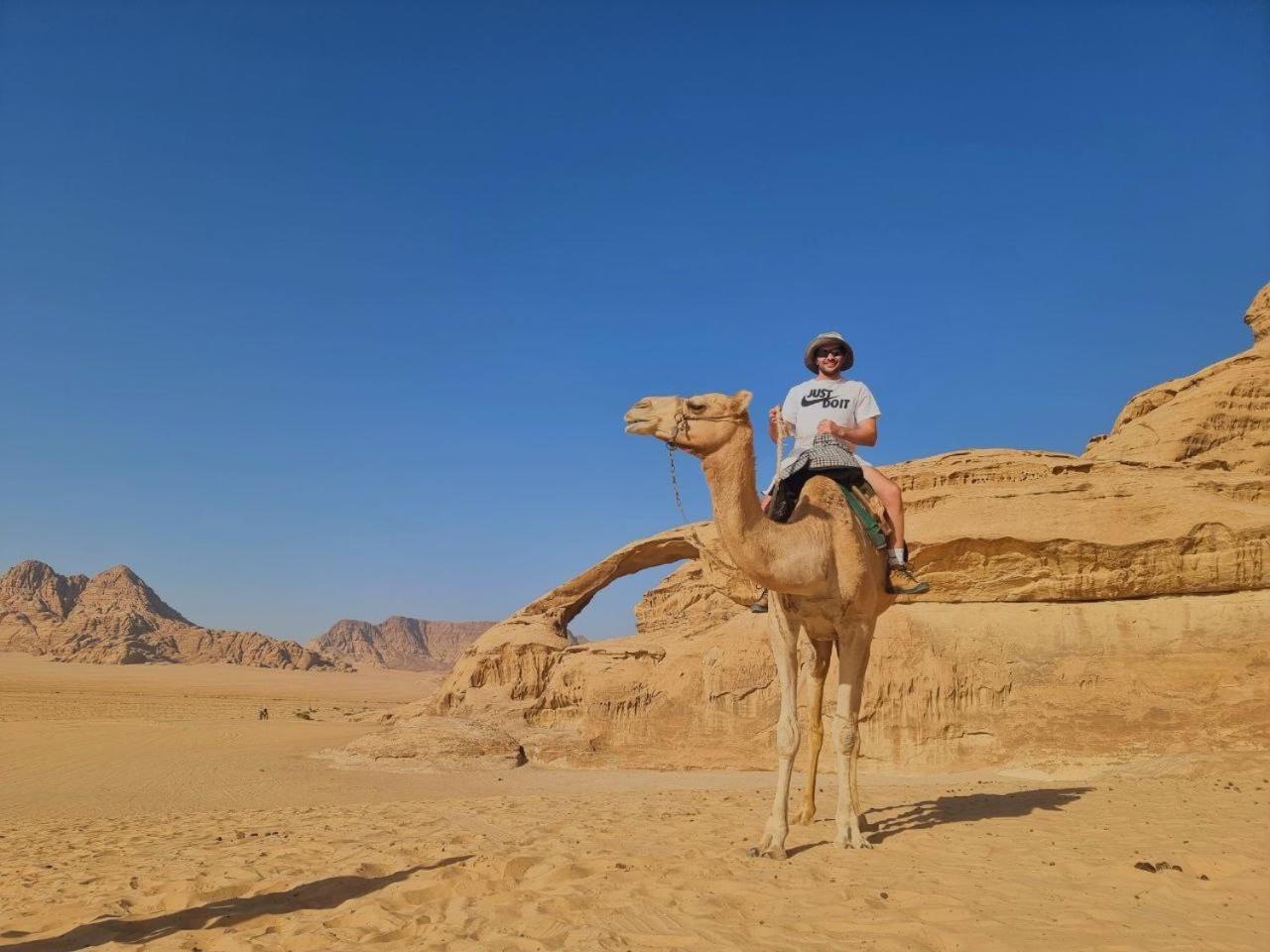 Wadi Rum Oscar Camp 외부 사진